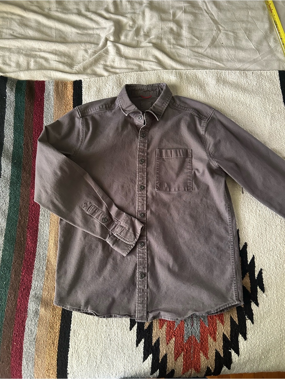 Men's Casual Button-Up Shirt in Faded Gray